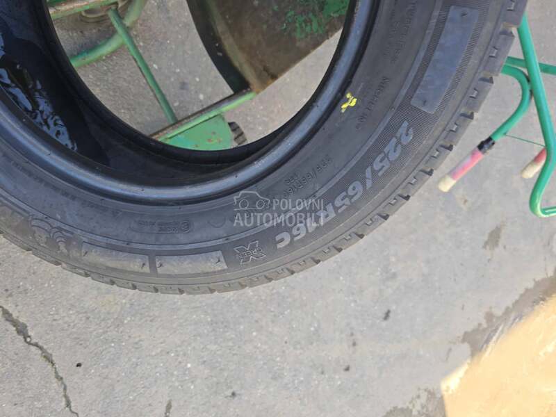Michelin 215/65 R16 Letnja