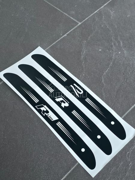 R, Rline nalepnica za 3 stop