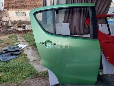 zadnja desna vrata za Suzuki Splash