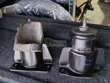 nosac motora desni za Suzuki Ignis, Splash, Wagon R+