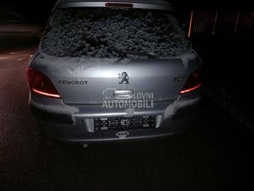 gepek vrata za Peugeot 307 od 2001. do 2008. god.