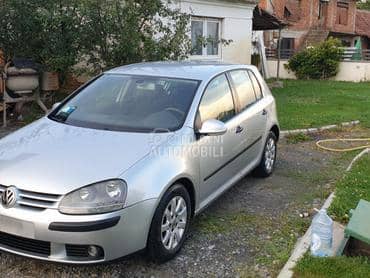 Levo krilo za Volkswagen Golf 5 od 2005. do 2015. god.