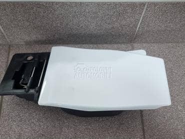 Trafic 3 Poklopac rezervoara