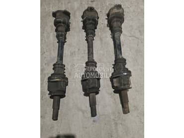 poluosovina sa zglobovima S13 za Nissan 200 SX, 240 SX