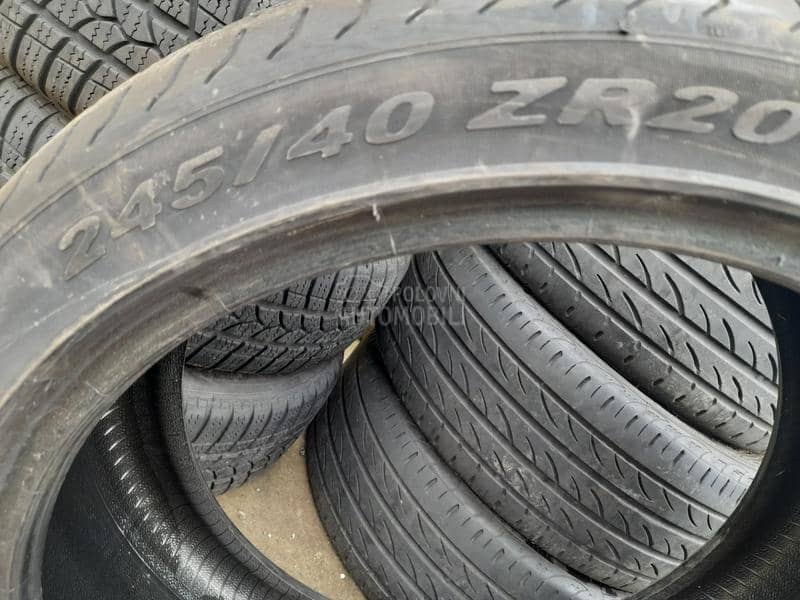 Pirelli 245/40 R20 Letnja