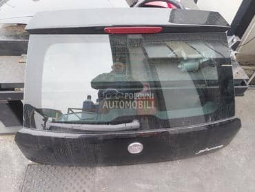 Gepek vrata za Fiat Grande Punto od 2006. do 2011. god.