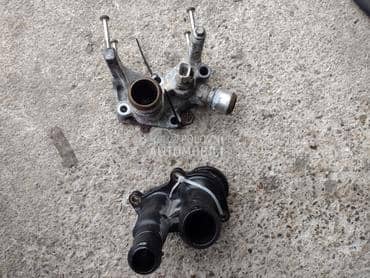 kuciste termostata 1.6benzin za Ford C-Max, Focus od 2005. do 2007. god.