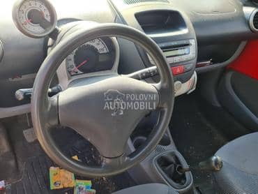 volan kao nov za Peugeot 107 od 2006. do 2010. god.