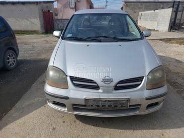 farovi za Nissan Almera Tino od 2000. do 2006. god.