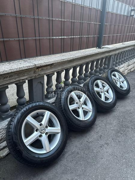 Bridgestone 195/65 R15 Zimska