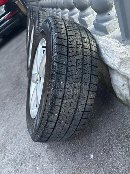 Bridgestone 195/65 R15 Zimska