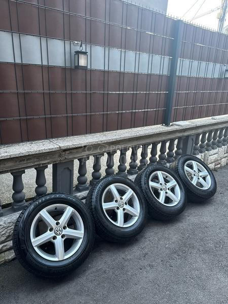 Bridgestone 195/65 R15 Zimska