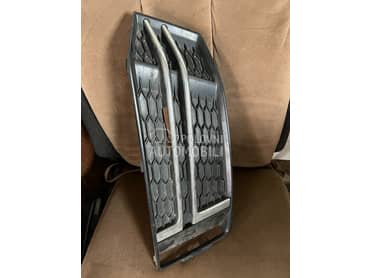 Leva resetka u braniku za Audi A4 od 2015. do 2019. god.