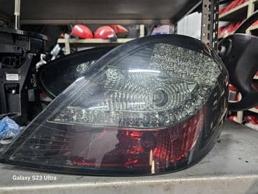 Stop svetla za Peugeot 207