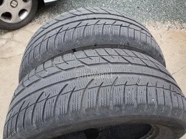 Toyo 215/65 R16 Zimska