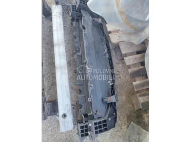 Plasticna sina za Peugeot 207