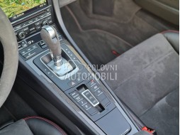 Porsche 911 Carrera GTS Cabrio slika 30