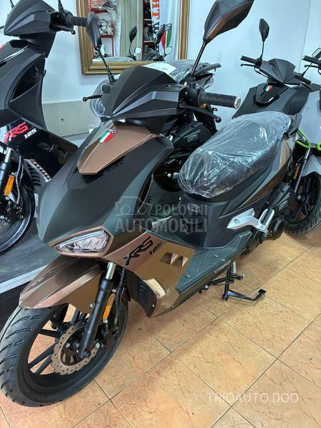 Trio Mustang 125 R14/LED/2disc