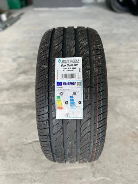 Waterfall 225/40 R18 Letnja