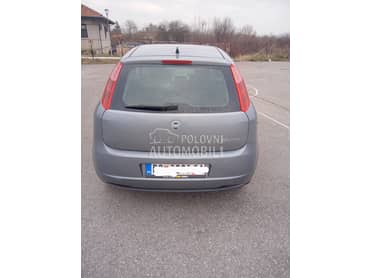 gepek vrata za Fiat Grande Punto