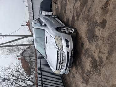 Mercedes Benz ML Klasa -  kompletan auto u delovima