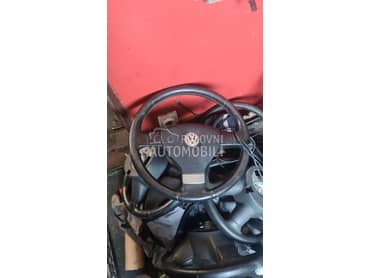 Volan sa airbag-om 3 kraka za Volkswagen Caddy, Tiguan, Touran ...