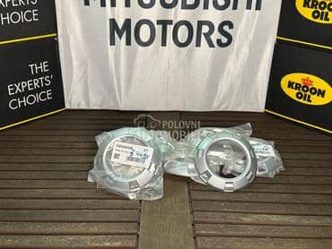 Okvir maglenke za Mitsubishi L200, Pajero od 2004. do 2013. god.