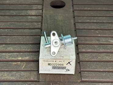 Regulator pritiska goriva za Mitsubishi Pajero Sport od 2000. do 2006. god.