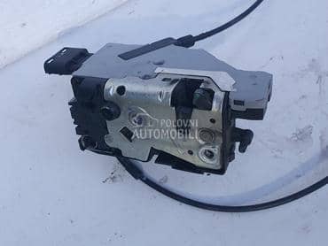 Zadnja desna brava za Citroen C4 Picasso