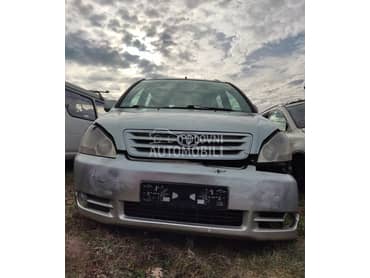 Maglenke za Toyota Avensis Verso od 2000. do 2006. god.