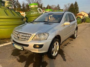 Mercedes Benz ML 320 4 MATIC