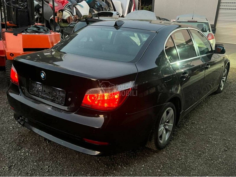 BMW 520 i E60 -  kompletan auto u delovima