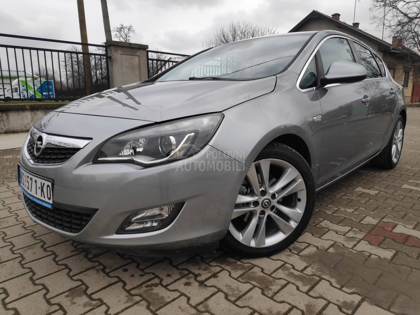 Opel Astra J COSMO. NA.VI Polovni Automobili