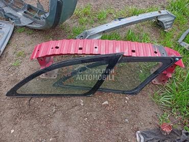 Bočna stakla za Nissan Primera od 2002. do 2007. god.