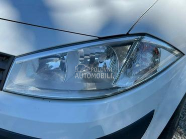 Far levi za Renault Megane od 2003. do 2006. god.