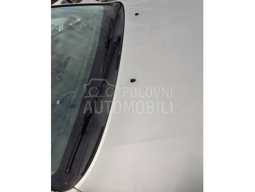 Posuda za tecnost brisaca za Toyota Avensis od 2002. do 2008. god.