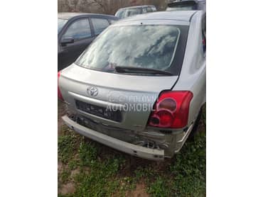 Katadiopter trece stop svetlo za Toyota Avensis od 2002. do 2008. god.