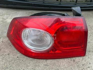 Stop svetlo levo za Renault Laguna od 2005. do 2007. god.