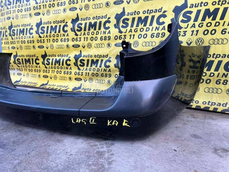 Branik zadnji crni (karavan) NV676