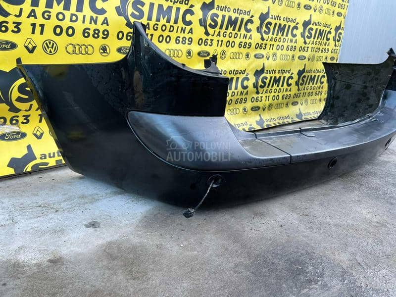 Branik zadnji crni (karavan) NV676