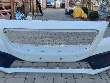 Prednji branik Cross Country za Volvo V40 od 2012. do 2019. god.