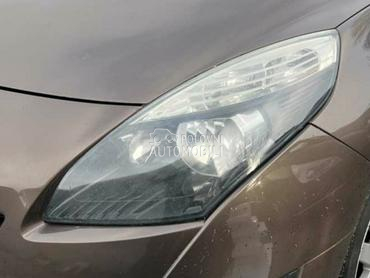 Far levi za Renault Scenic od 2009. do 2012. god.