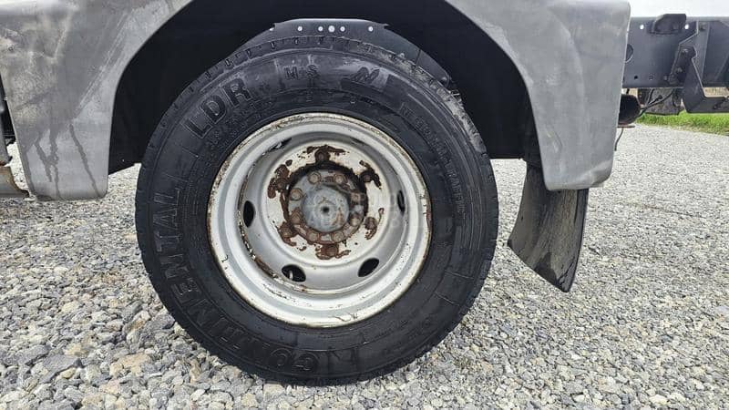 Mercedes Benz ATEGO 815