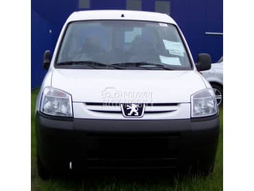 Farovi za Peugeot Partner za 2005. god.