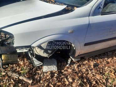 levo krilo za Opel Astra G