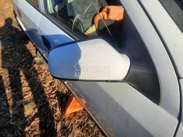 desni retrovizor za Opel Astra G