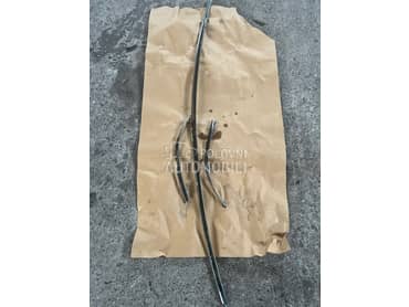 Lajsne zadnjeg branika za Opel Astra J od 2009. do 2016. god.