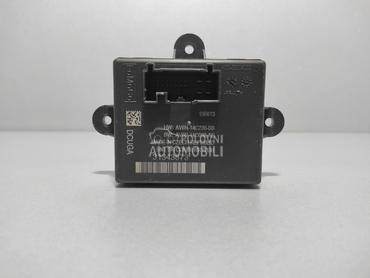 ELEKTRONIKA MODUL VRATA za Volvo S60