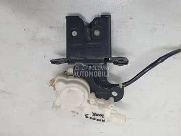 Brava gepek vrata za Mazda 3 od 2003. do 2008. god.