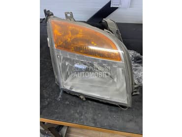 desni far za Ford Fusion od 2002. do 2012. god.